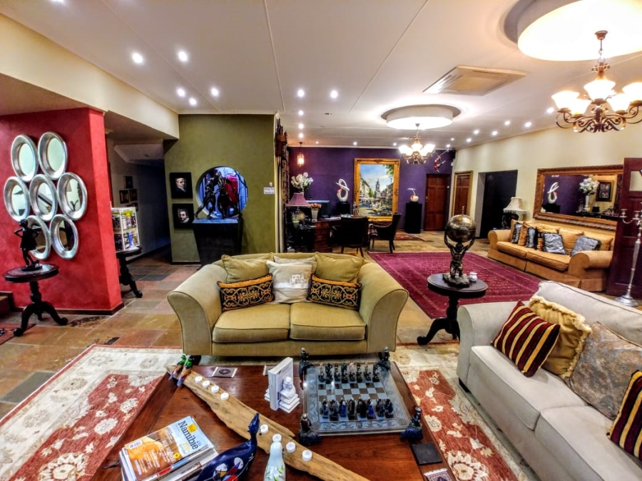 10 Bedroom Property for Sale in Hoekwil Western Cape